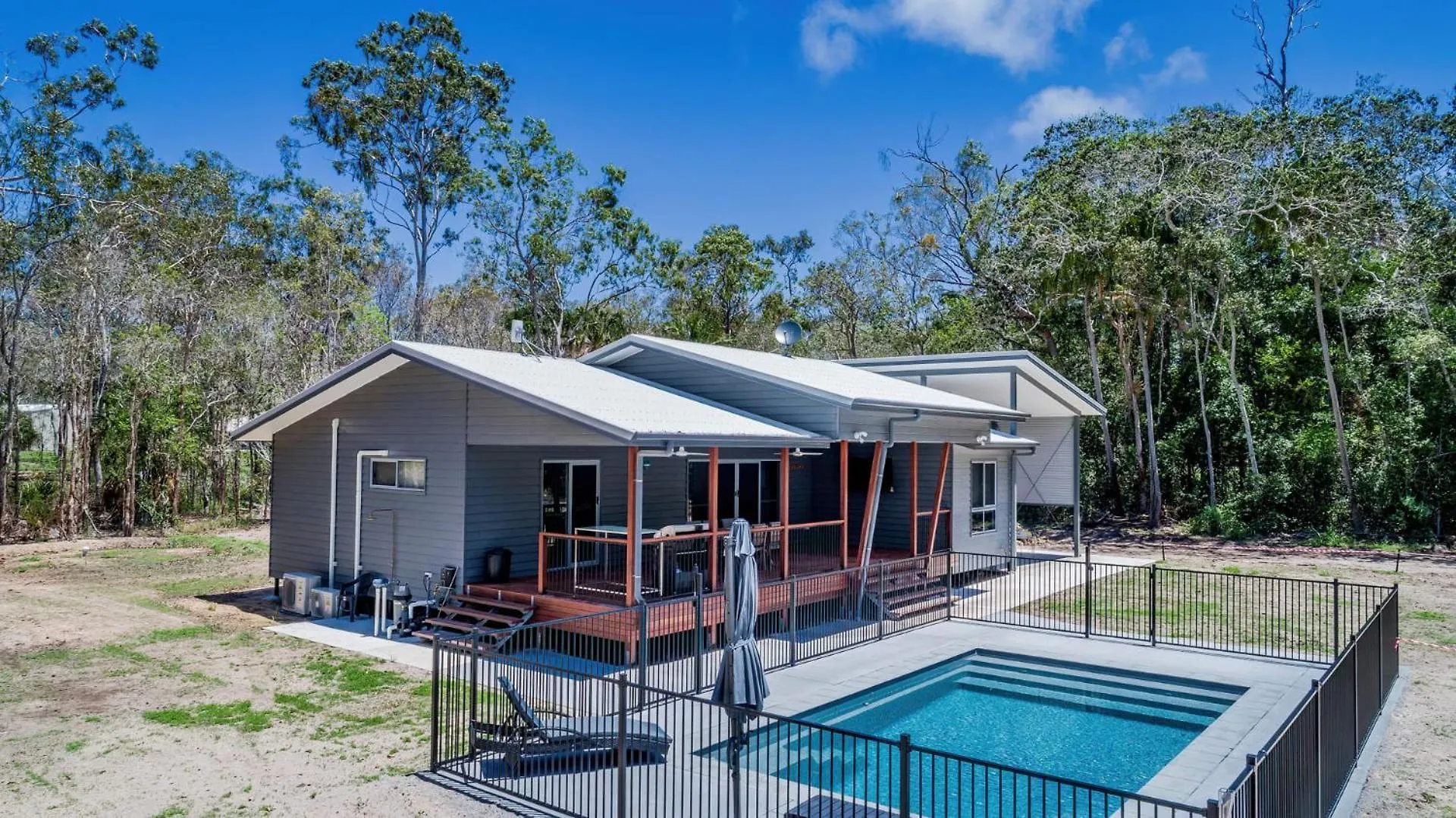 Boab Boat N Bush Getaway Villa Agnes Water 0*,  Australia